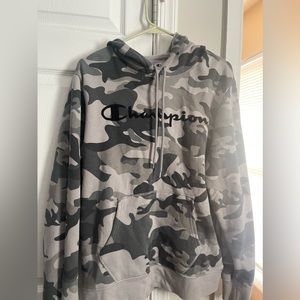 Men’s Champion Camo hoodie